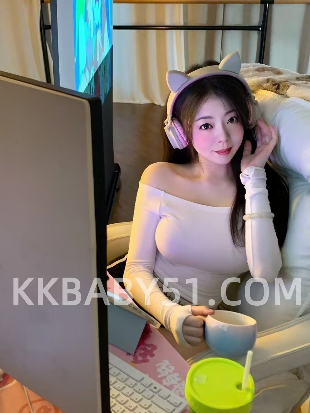 乐乐-6845